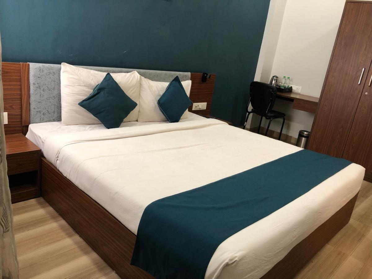 Hotel Ballfin Indore Exterior foto